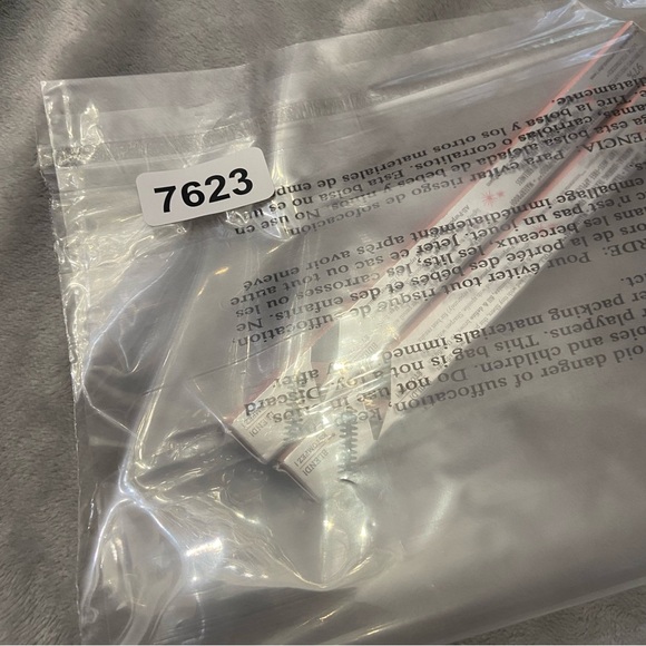 NEW Benefit Gimme Brow Volumizing Eyebrow Pencil neutral warm brown 27623 - Picture 6 of 9